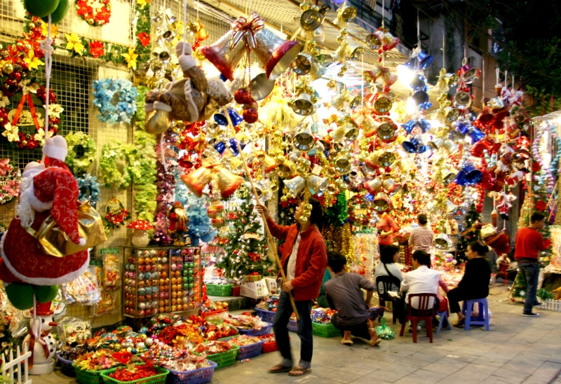 Hàng Ma, la rue qui en voit de toutes les couleurs