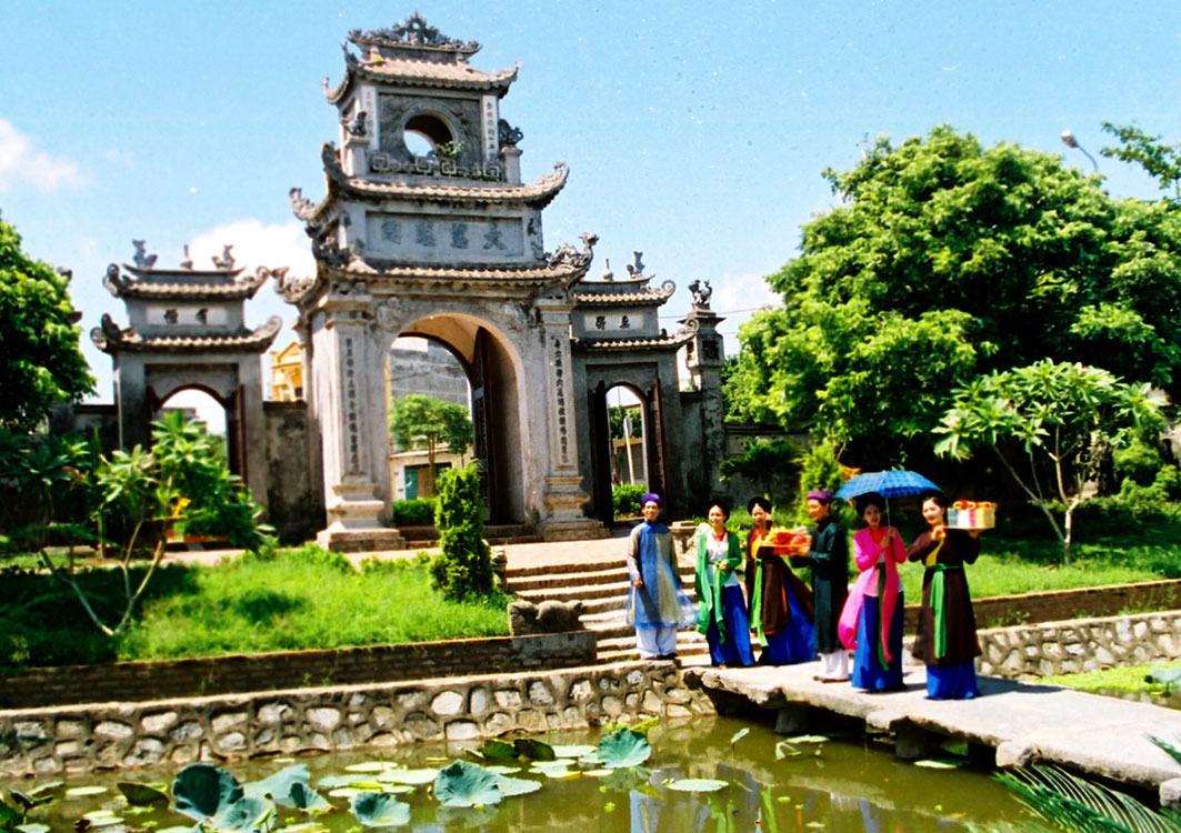   Phô Hiên, ancien comptoir de commerce et de culture 