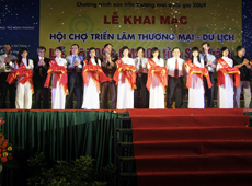 Khai mạc Hội chợ Triển lãm Lễ Hội Óoc Om Bok Sóc Trăng 2009